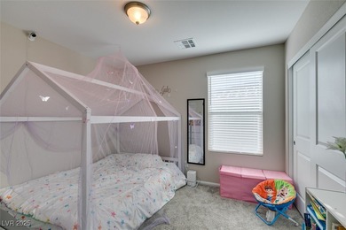 Welcome to this stunning 5-bed, 3-bath, and spacious loft home