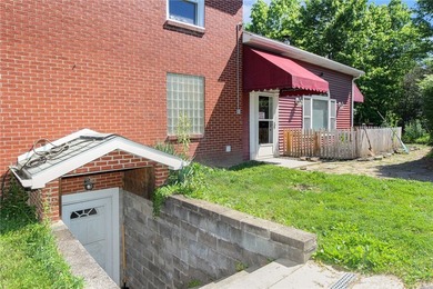 17.8 Acres + Multiple Dwellings + Exceptional Amenities! A rare - photo 47