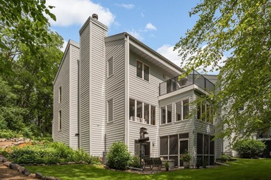 This is the one you've been waiting for. Stunning End-Unit - photo 4