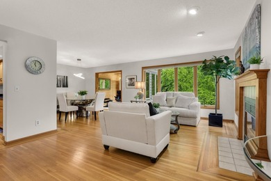 This is the one you've been waiting for. Stunning End-Unit - photo 5