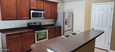Don't miss this one a 3.625 Assumable VA Loan on the Best Value - photo 8