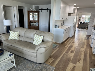 COMPLETLY Remodeled & Turnkey Adams Lake Cottage - photo 17