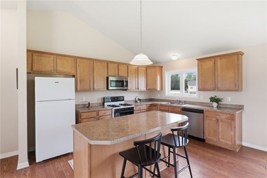 OPEN HOUSE- SATURDAY 2-3:30PM. Welcome to the gem that is 3324 - photo 6
