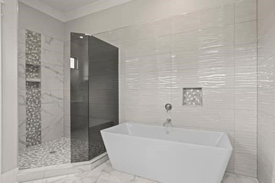 Experience panoramic lake living at its finest. This