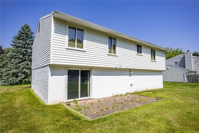 Welcome home to this beautifully updated, ORIGINAL OWNER - photo 6