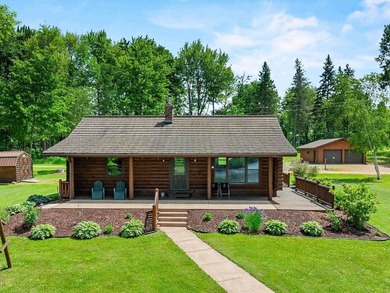 Escape to the waterfront lifestyle you've been dreaming of! - photo 1