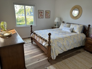 COMPLETLY Remodeled & Turnkey Adams Lake Cottage - photo 20