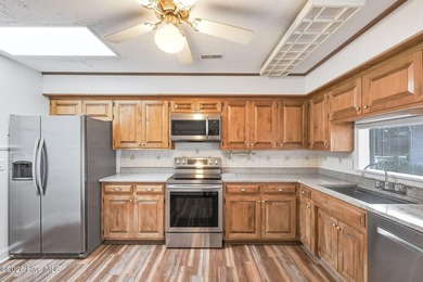 Welcome to this spacious 3-bedroom, 2-bath ranch home in the - photo 31