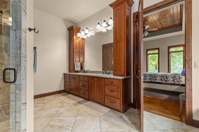 Custom Ranch home in West Neenah. Nearly half an acre of - photo 31