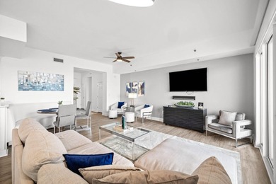 This stunning 4B/4B Penthouse Condo with breathtaking, panoramic - photo 38
