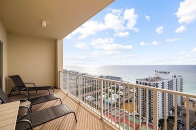 This stunning 4B/4B Penthouse Condo with breathtaking, panoramic - photo 45