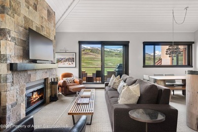Experience the best of four-season mountain living in this - photo 1