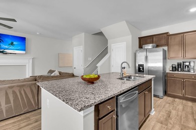 Welcome to 1879 Towne Street - an end-unit townhouse on a prime - photo 12