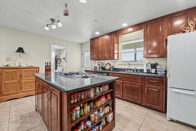 Beautiful Deep Waterfront home with a large pier and covered - photo 13