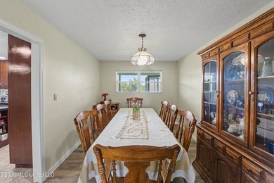 Beautiful Deep Waterfront home with a large pier and covered - photo 15