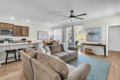 Welcome to 1879 Towne Street - an end-unit townhouse on a prime - photo 19