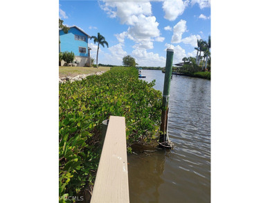 If you are searching for a waterfront getaway, a seasonal - photo 24