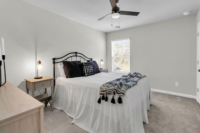 Welcome to 1879 Towne Street - an end-unit townhouse on a prime - photo 25