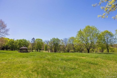 Welcome to Fairfield at St James. This 55+ community features - photo 1