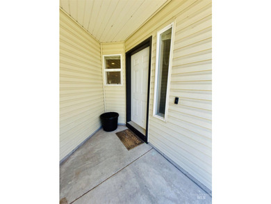Discover the perfect blend of comfort, convenience, and - photo 2