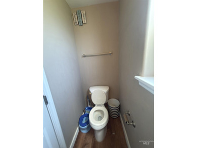 Discover the perfect blend of comfort, convenience, and - photo 9