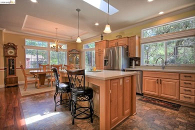 Welcome to this spectacular 6 year new 2-bedroom, 2-bathroom - photo 12