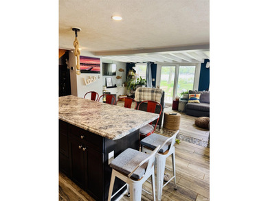 Charming newly renovated 3-bedroom lakefront home with - photo 12