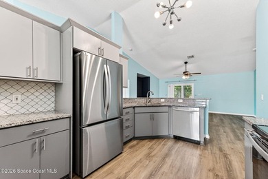 Welcome home to this well-maintained 3bed/2bath split-bedroom - photo 12