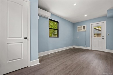 Welcome to this beautifully renovated GEM, This sun-drenched - photo 17