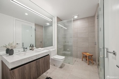 The Residences at Yerba Buena Island offer a rare opportunity to - photo 17