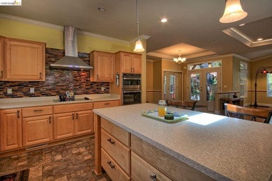 Welcome to this spectacular 6 year new 2-bedroom, 2-bathroom - photo 18
