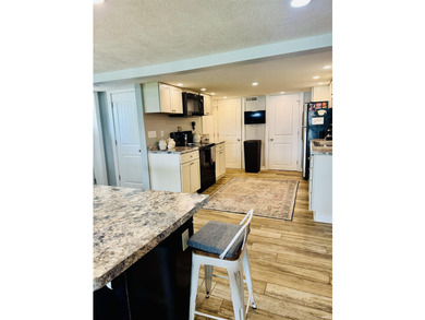 Charming newly renovated 3-bedroom lakefront home with - photo 19