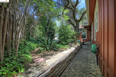 Welcome to this spectacular 6 year new 2-bedroom, 2-bathroom - photo 25