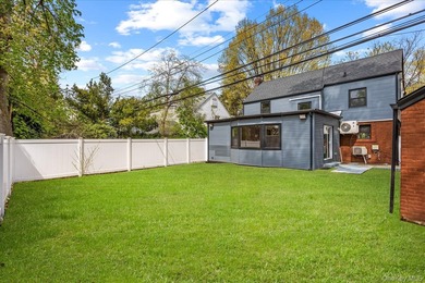 Welcome to this beautifully renovated GEM, This sun-drenched - photo 34