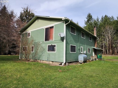 Come settle into this private creekfront homestead on 3 usable - photo 35