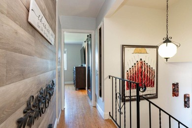 Welcome to this beautifully maintained 4-bedroom, 2.5-bath home - photo 9