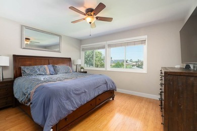 Welcome to this beautifully maintained 4-bedroom, 2.5-bath home - photo 10