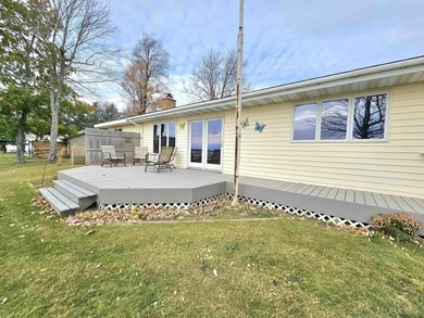 Lake Michigan - Delta County Home Active Under Contract in Rapid River Michigan
