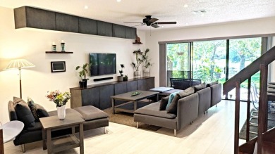 Lake Townhome/Townhouse For Sale in Coconut Creek, Florida