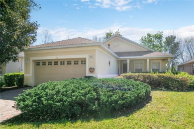 Schoolhouse Lake Area Home For Sale in Groveland Florida
