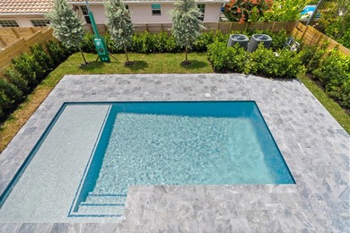 Experience sophisticated new coastal contemporary construction - photo 12