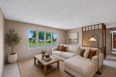 5 beds. 3 baths. 3-car garage. Corner lot with a circular - photo 2