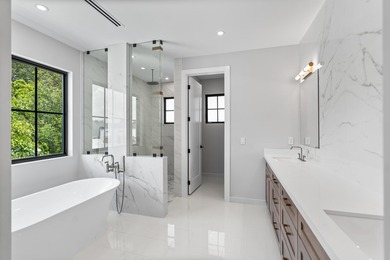 Experience sophisticated new coastal contemporary construction - photo 19