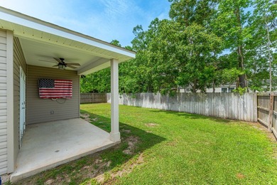 **SHORT SALE**Beautiful home on large end lot with many upgrades - photo 31