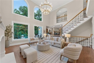 A private cul-de-sac setting on a spring-fed, seven-acre pond - photo 7