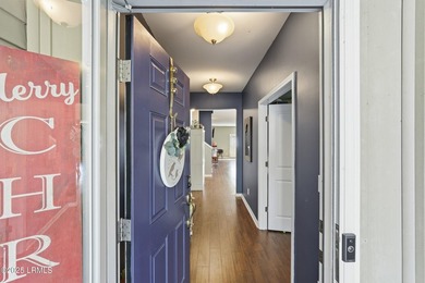Get ready to fall in love with this cheerful and totally move-in - photo 5
