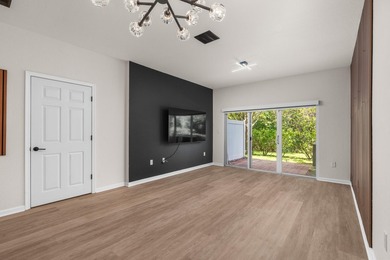 Welcome to 2543 NW 31st Court in Oakland Park, a beautifully - photo 13