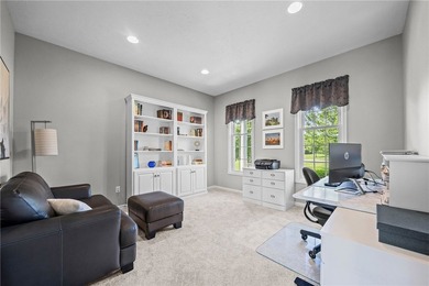 PRISTINE CONTEMPORARY COLONIAL ON A QUIET INTERIOR LOOP STREET! - photo 17