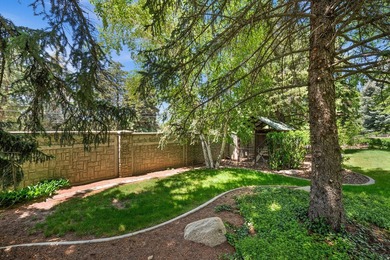 Experience the renewed appeal of this magnificent gated Holladay - photo 18