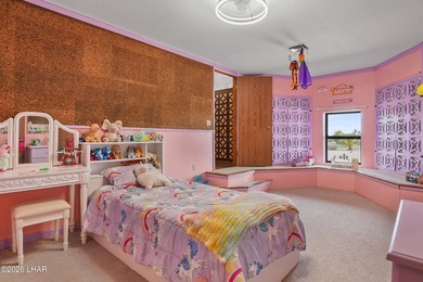 Full of personality, charm and warmth! This beautifully updated - photo 26